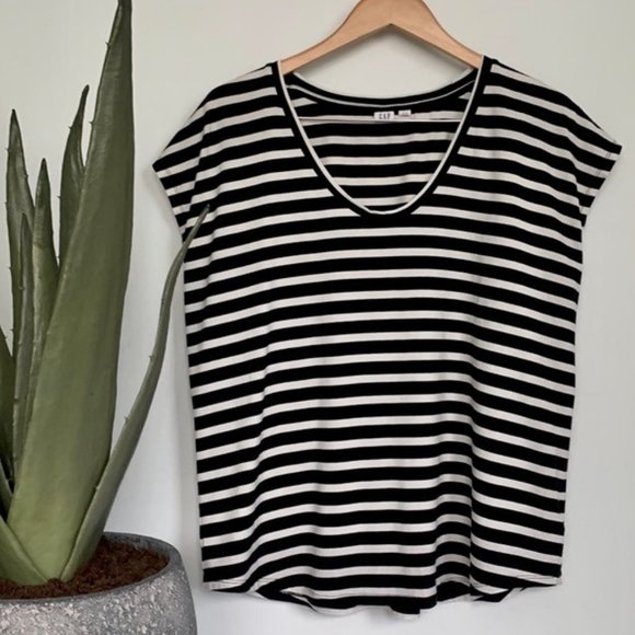 GAP Dolman Sleeve black and white stripe tee XL - Picture 2 of 6